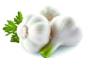 吃大蒜對(duì)腎有好處嗎？大蒜泡酒可補(bǔ)腎