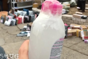 網(wǎng)購卸妝水凍成冰坨，化妝品該怎么保存？