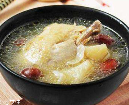 冬天喝雞湯還是鴨湯？雞湯和鴨湯各有優(yōu)點