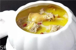 什么人不適合喝雞湯？雞湯雖好但這些人卻無福消受