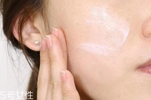面霜有哪些涂抹方法？有些不適合點(diǎn)涂
