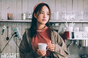 絲白祛斑軟膏多久見效？三個療程效果更佳