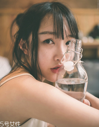絲白祛斑軟膏多久見效？三個療程效果更佳