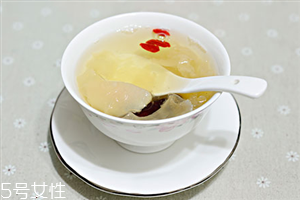 蒸梨可以治感冒嗎？梨怎么吃治感冒？