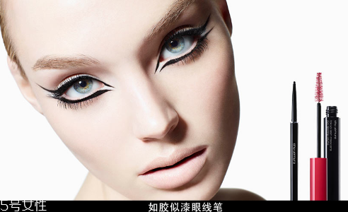 眼線筆什么顏色好看？眼線液的畫法步驟