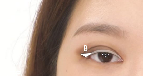 眼線液哪個(gè)牌子好用不暈染？眼角下垂畫眼線圖解 