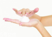 硅膠的潔面儀好用嗎？不要使用過(guò)多