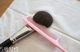 化妝刷怎么挑選？9種化妝刷全解析