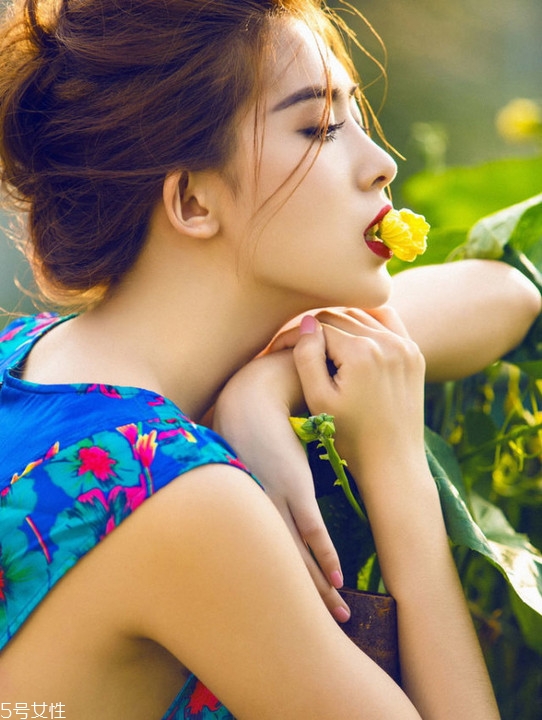 眼影怎么畫會自然好看？眼影顏色這樣搭配最好看