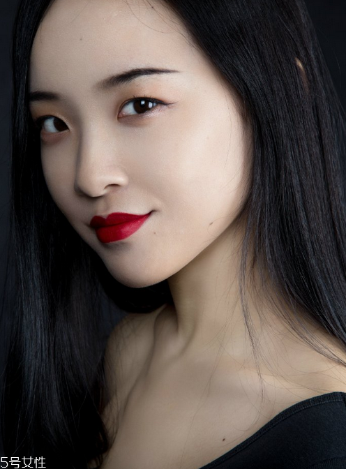 內(nèi)雙怎樣畫眼線成外雙？單眼皮內(nèi)雙女生福音