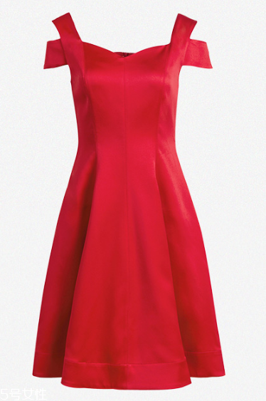冬天紅色衣服怎么搭配？冬天就要紅