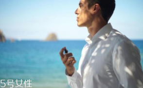 男士香水什么時(shí)候噴最好？出門前二十分鐘