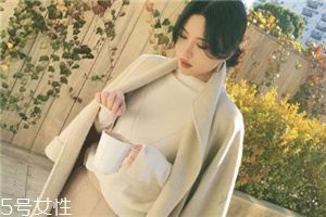 大衣會越穿越大嗎？一定要注意這幾個壞習(xí)慣