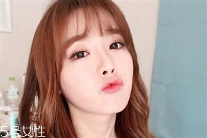 粉棕色眼妝怎么畫？蜜桃妝畫法