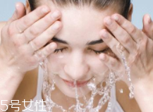 洗面奶有哪些常識(shí)？同一部位只需洗20秒