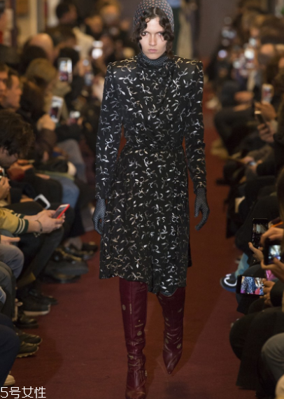vetements2018秋冬系列服裝怎么樣_好看嗎？