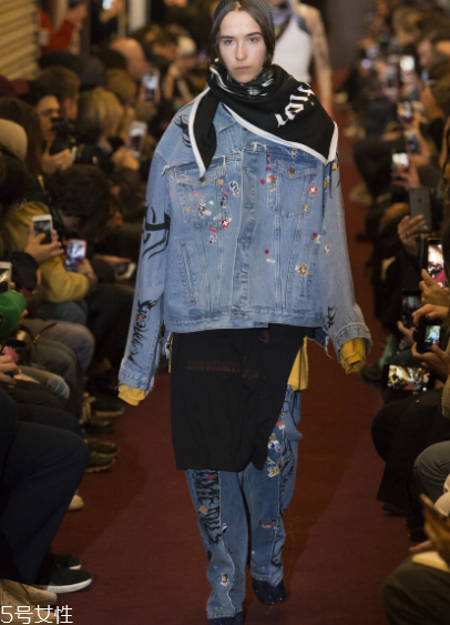 vetements2018秋冬系列服裝怎么樣_好看嗎？