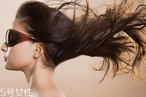 護(hù)發(fā)素常用成分是什么？護(hù)發(fā)素并不能修護(hù)頭發(fā)