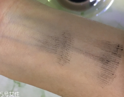 美寶蓮彎彎睫毛膏怎么用？想怎么彎就怎么彎
