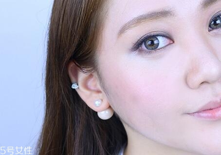西柚色眼影怎么畫(huà)？教你畫(huà)高冷女神妝容