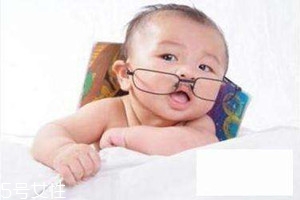 怎樣防止嬰幼兒弱視問(wèn)題？三種方法合理預(yù)防