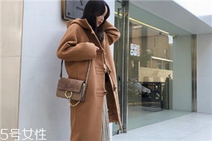 大衣上的霉點(diǎn)怎么去除？這樣做霉點(diǎn)輕松去除