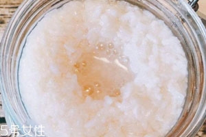 酒釀?dòng)悬c(diǎn)苦是怎么回事 發(fā)酵時(shí)間過長