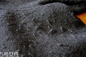 毛衣起球怎么去毛？這些日常物品都能輕松刮掉