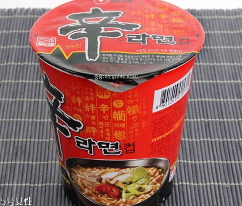 辛拉面多少錢(qián)一包？辛拉面價(jià)格有點(diǎn)偏貴