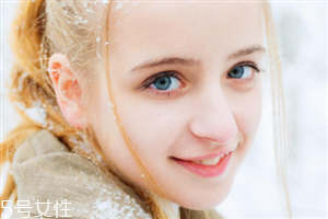 孕睫術(shù)多久后做美瞳線？孕睫術(shù)眼睛腫緩解小妙招
