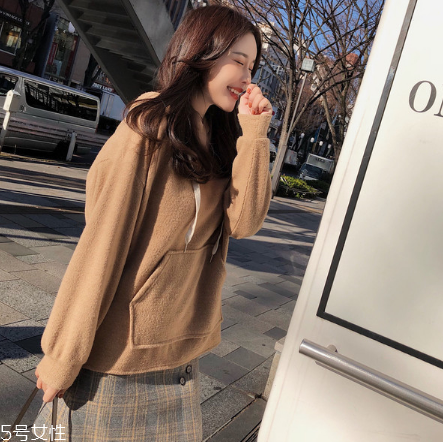 衛(wèi)衣適合什么體型人穿？不同體型選擇不同款式