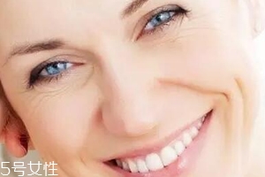 法令紋什么原因？托腮是一大誘因