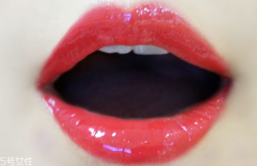 唇釉可以當(dāng)腮紅嗎？唇釉這樣涂最好看