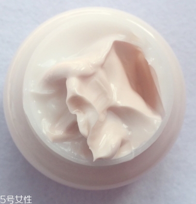 悅詩風(fēng)吟素顏霜怎么樣？悅詩風(fēng)吟小心機(jī)面霜評(píng)測