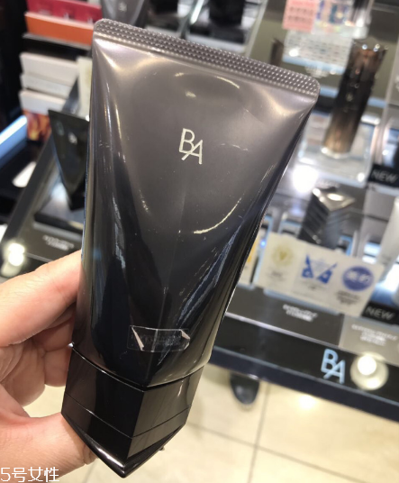 pola黑ba洗面奶好用嗎？挑不出毛病的一款洗面奶