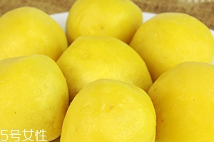 粘豆包蒸多長(zhǎng)時(shí)間能熟？用冷水還是熱水蒸