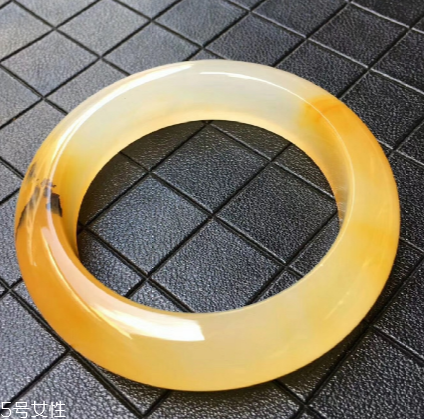 黃龍玉有收藏價值嗎？不同等級收藏價值不同