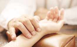 濕氣重不能吃哪些水果？西瓜香蕉不要吃