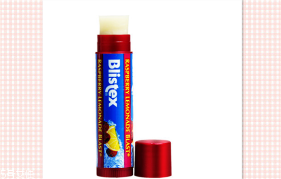 blistex唇膏有哪幾款？使用唇膏應(yīng)該適量
