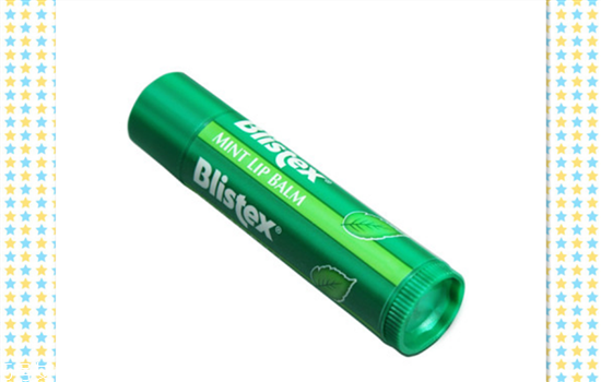 blistex唇膏有哪幾款？使用唇膏應(yīng)該適量