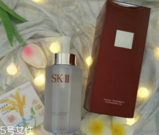 卸妝油哪個(gè)牌子好用？網(wǎng)紅卸妝油盤點(diǎn)