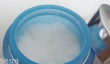 紀(jì)梵希水漾活妍面霜好用嗎？冰淇淋質(zhì)地的面霜評(píng)測