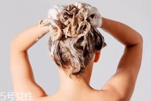 油性發(fā)質(zhì)要每天洗頭嗎？秋冬完全不需要