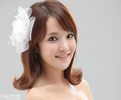 短發(fā)怎么做新娘造型？編發(fā)好看又簡單