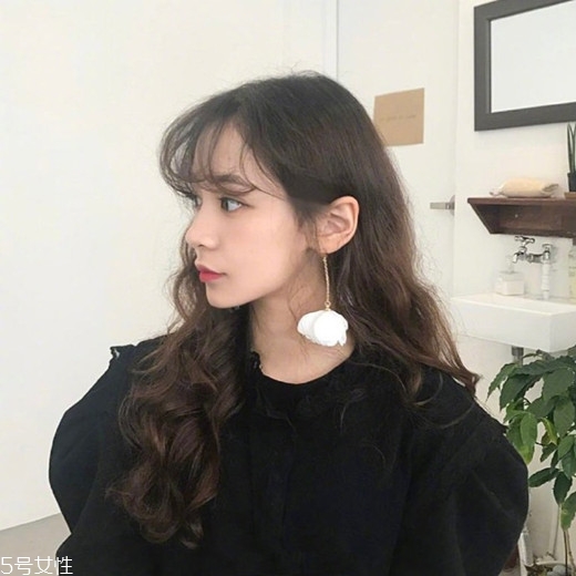 什么臉型適合短發(fā)？顯小的可愛短發(fā)造型圖