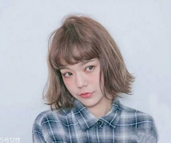 齊肩發(fā)怎么燙好看？女生發(fā)型設(shè)計與臉形搭配