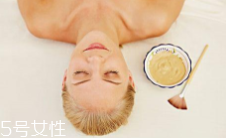 面膜剩余精華能涂在眼睛上嗎？千萬不能
