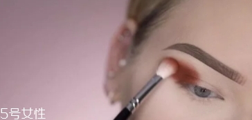 huda beauty沙漠盤怎么畫？油管大神一步步示范