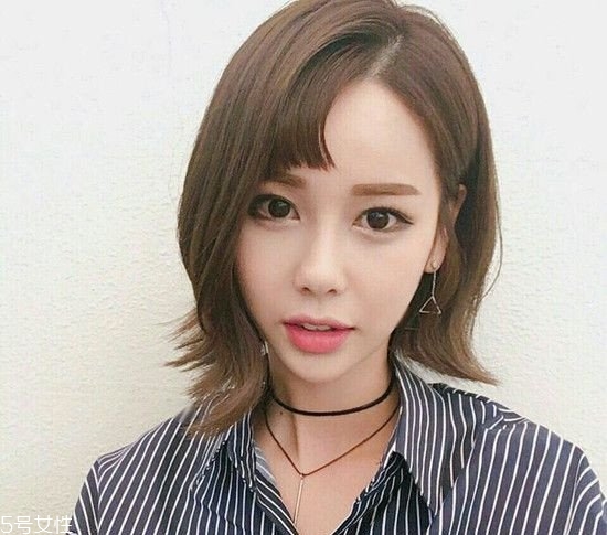 外翹短發(fā)適合什么臉型？再燙內(nèi)扣你就out了
