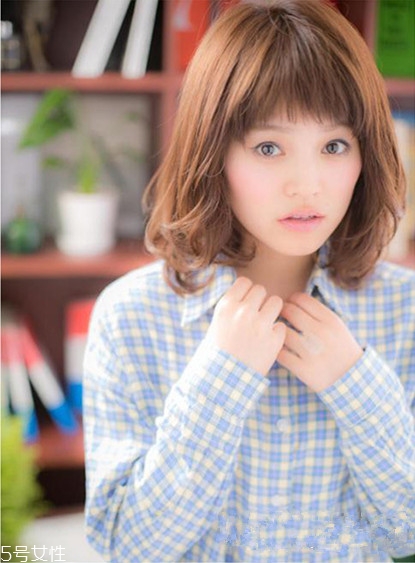 短發(fā)卷發(fā)怎么弄好看？裴秀智發(fā)型同款get
